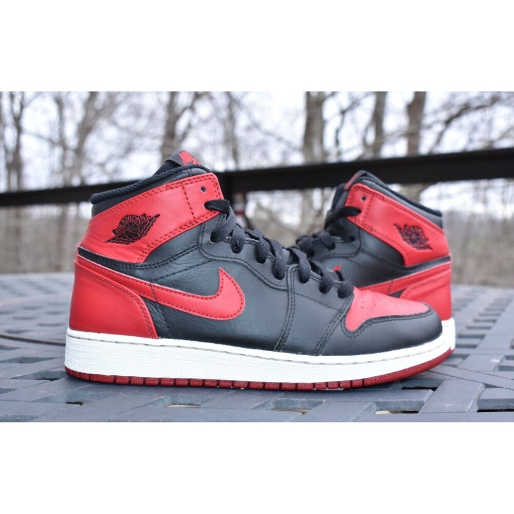 Nike Air Jordan 1 Retro High OG BG 'Bred' 2013  575441-023  Youth Size 6Y